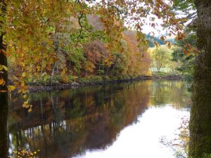 dunkeld river tay autumn